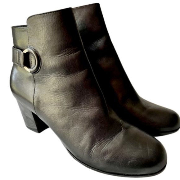 Cole Haan Bailey Black Ankle Block Heel Boots -  8.5B - Picture 2 of 12